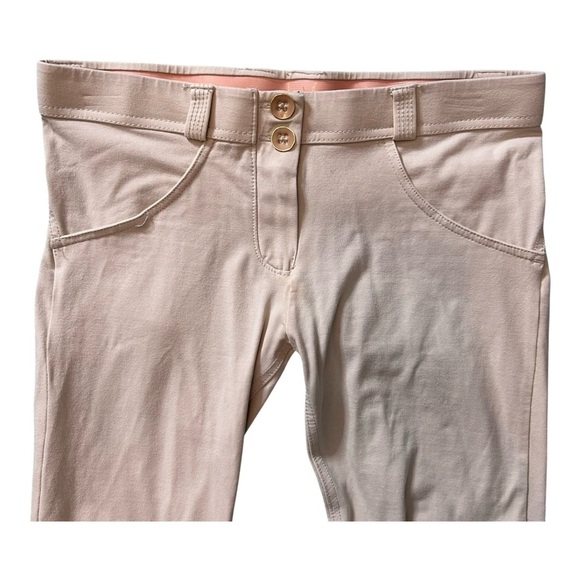 Freddy WR.UP Low-Rise 7/8 Length Pants - Size S, Light Beige - Picture 5 of 11